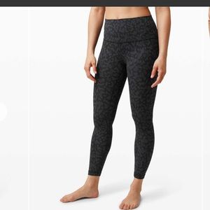 Lululemon 25" Align Formation Camo Deep Coal Multi/Black High-Rise Leggings 2